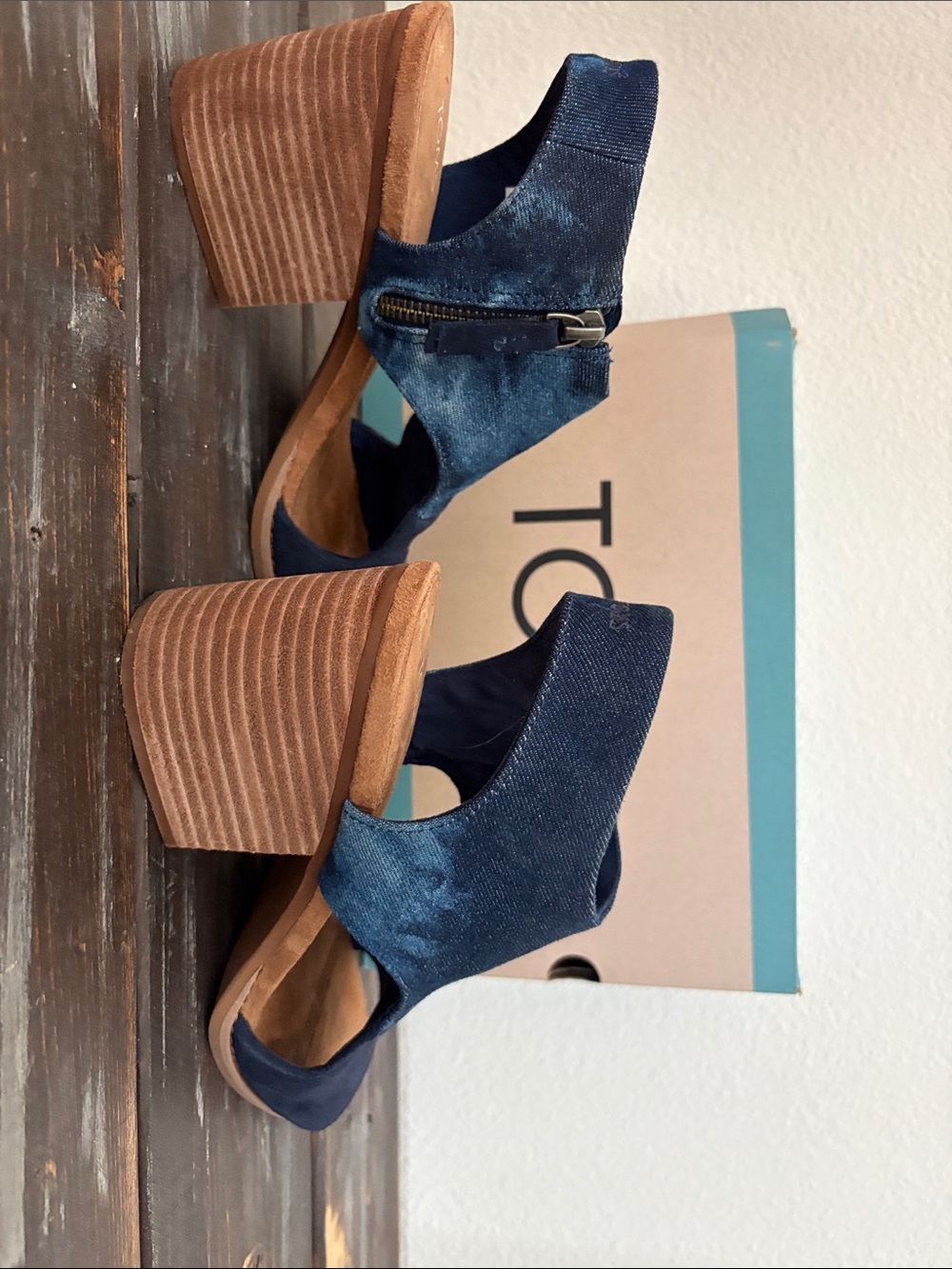 Tom’s Eliana Navy Suede/ washed denim block heel sandal - Picture 3 of 3